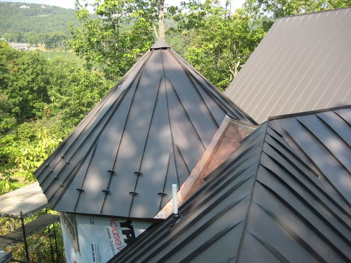 Professional Roof Tarp Installation by Craftsman Roofing in Pistakee